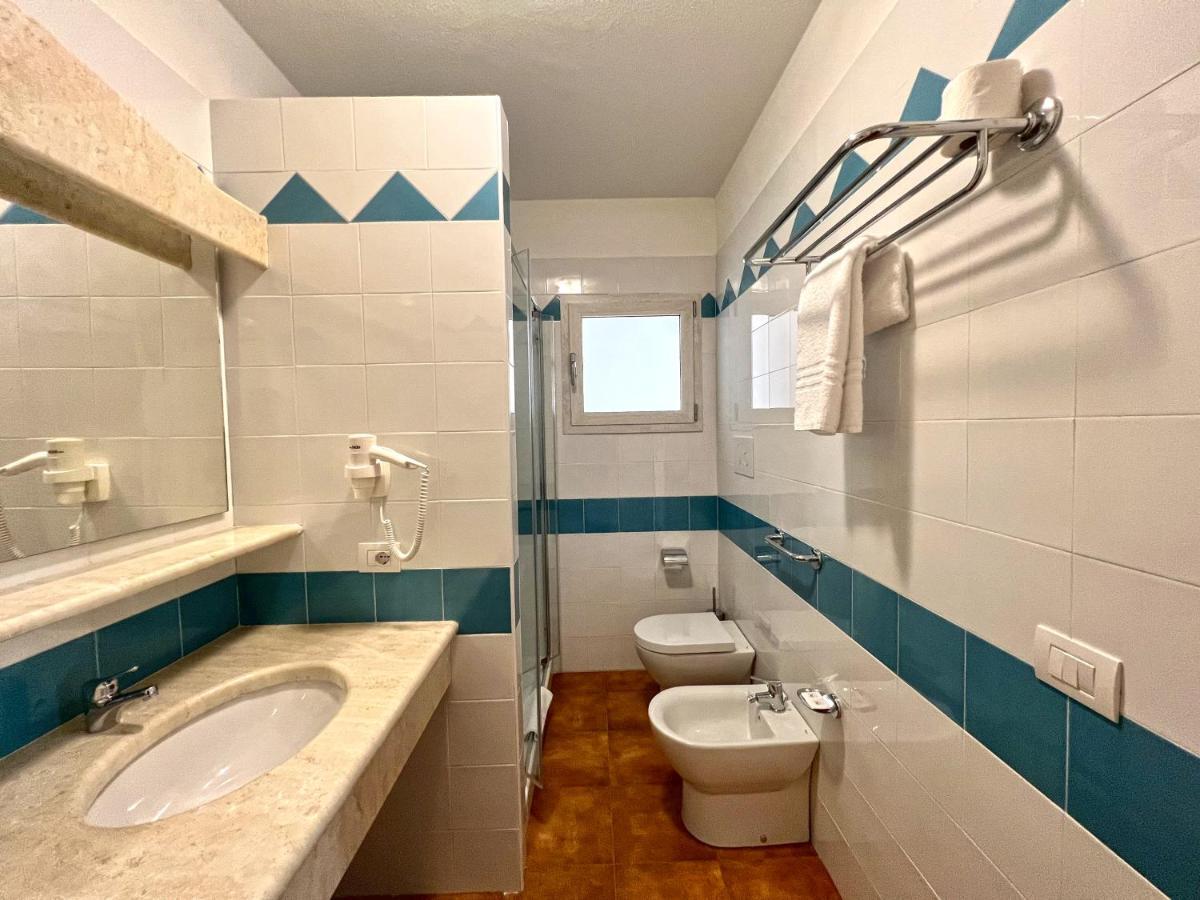 Le Residenze Del Maria Rosaria - Via Trentino 62 Apartment Orosei Bagian luar foto